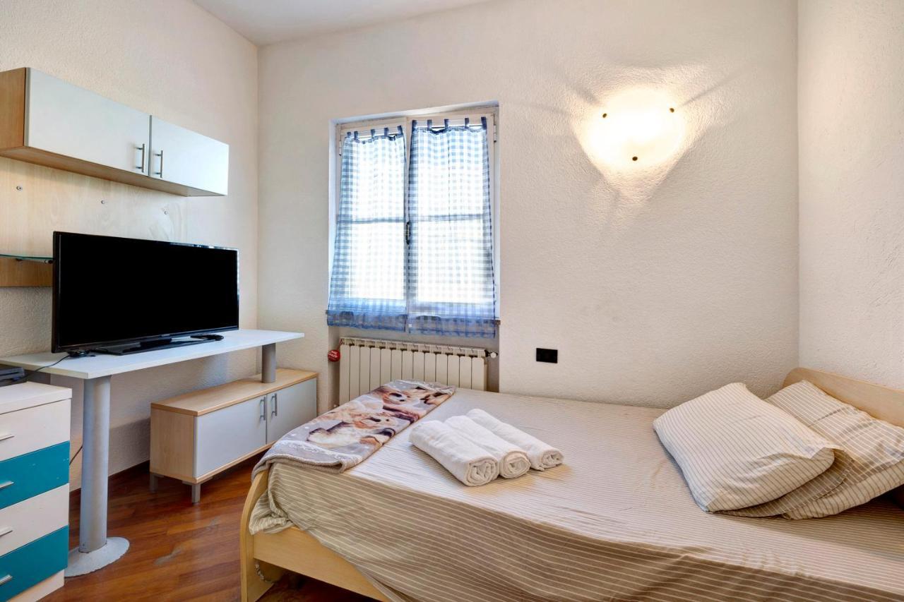 Home Charlene Albenga Bagian luar foto